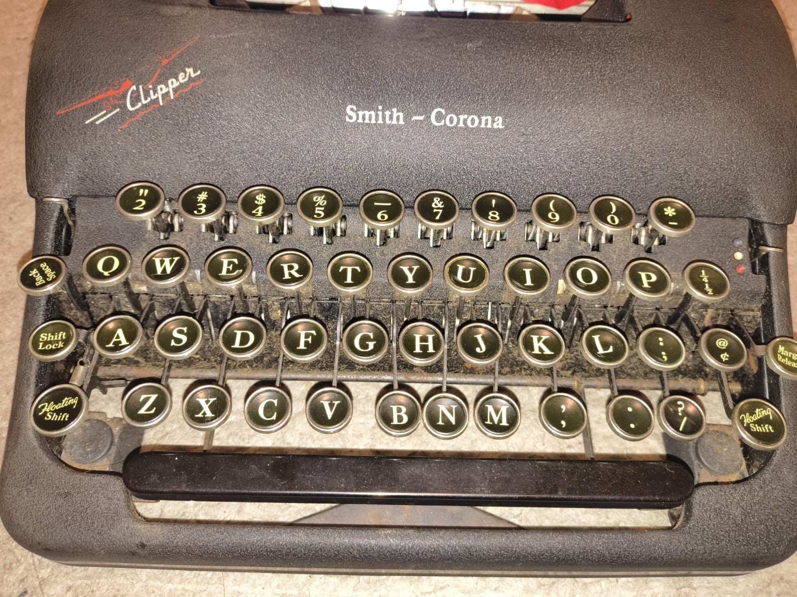 1946 Smith‑Corona Clipper Portable Typewriter Beautiful Condition