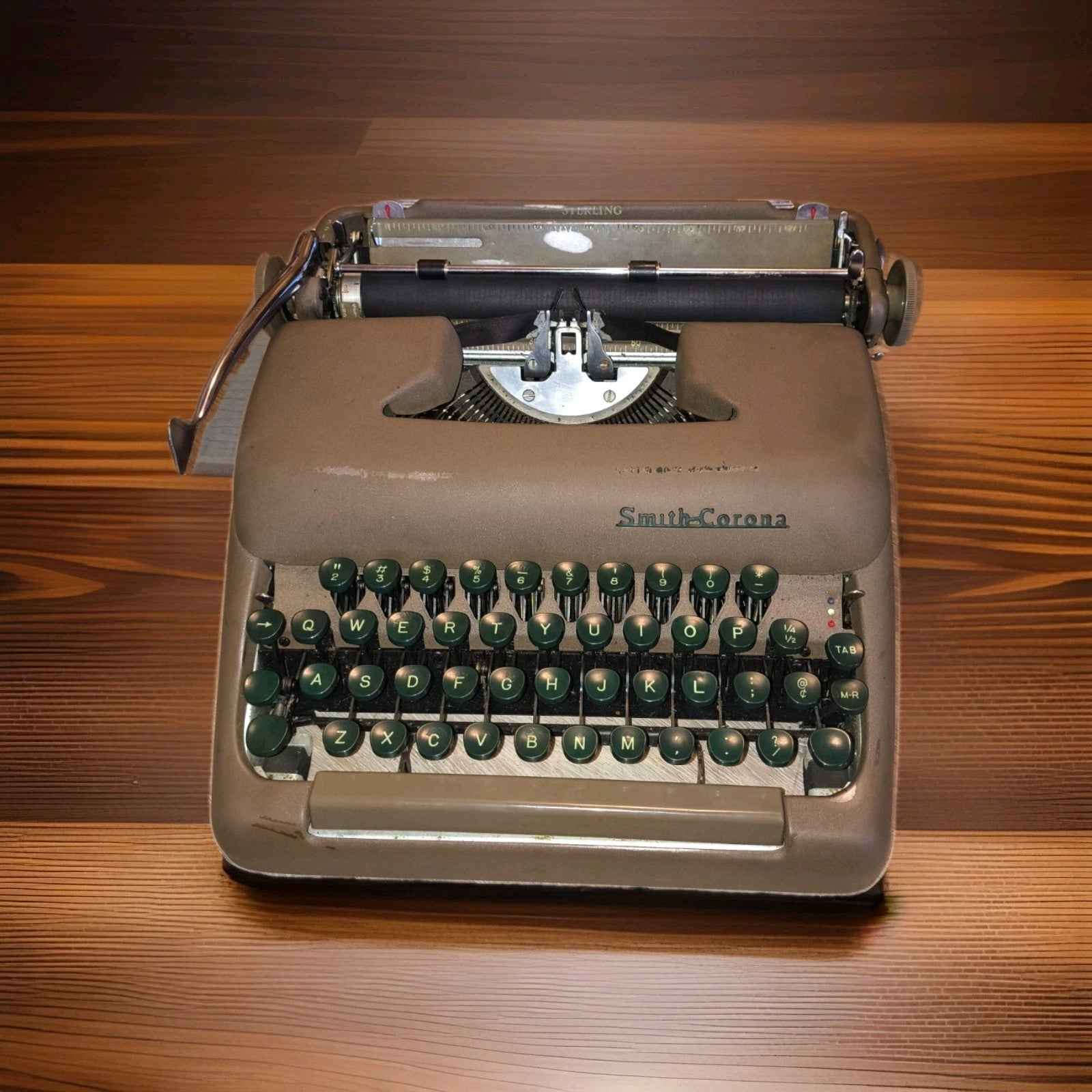 Smith Corona Portable Typewriter – Beautiful for Project (read) - High Value