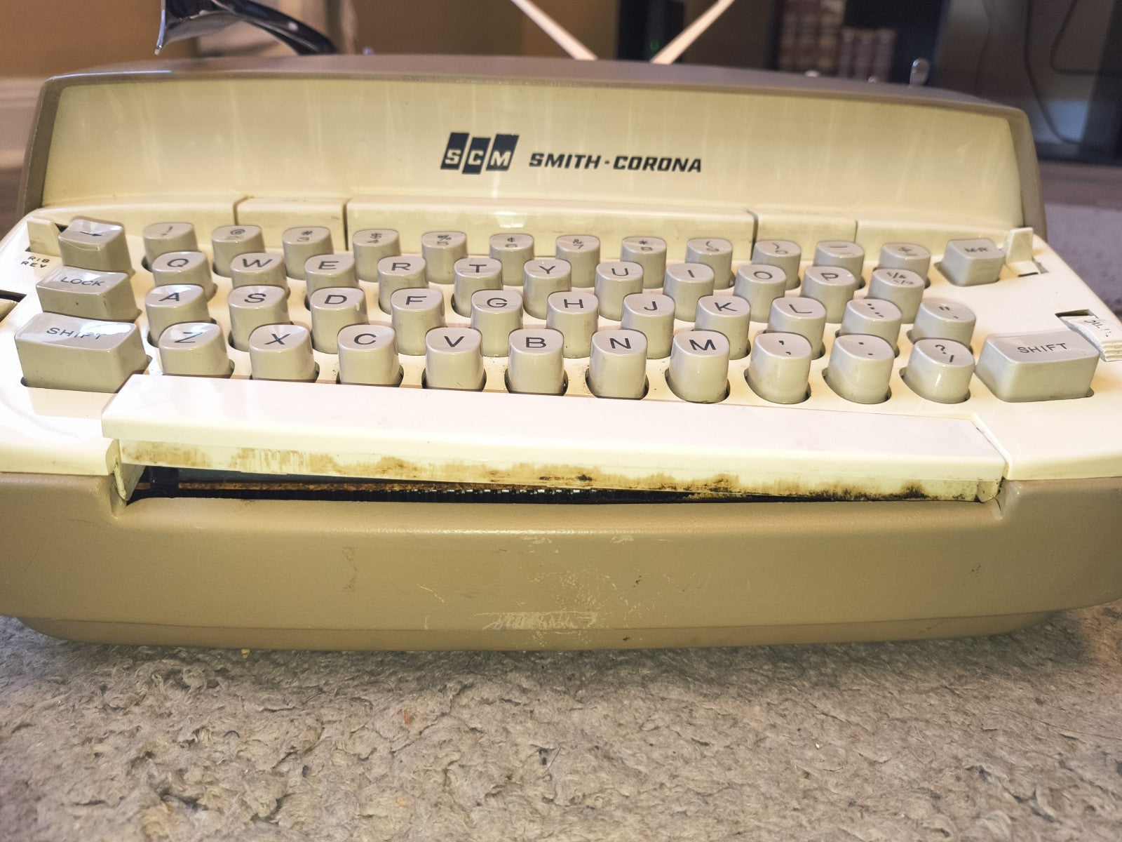 Smith‑Corona Galaxie Portable Typewriter Cream Working + Case - My Best Machine