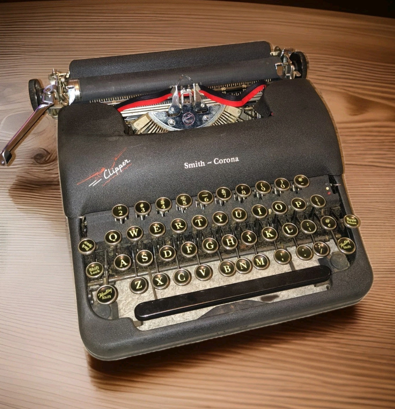 1946 Smith‑Corona Clipper Portable Typewriter Beautiful Condition