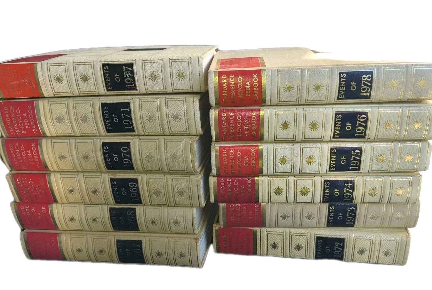 Vintage Funk & Wagnall's Standard Reference Encyclopedia