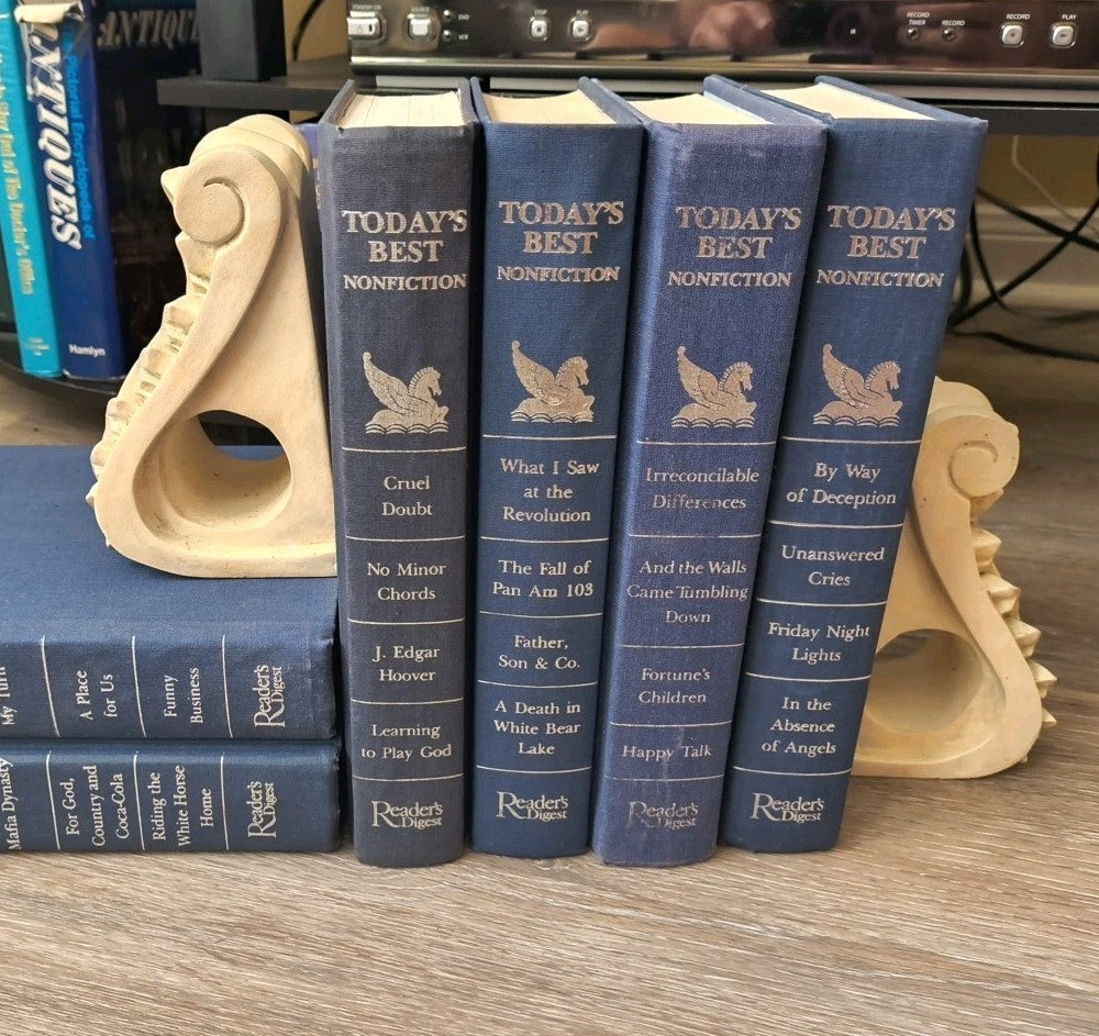 Set of 2 Baroque Style Bookends