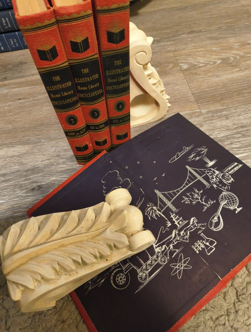 Set of 2 Baroque Style Bookends 5.5" x 3.5" x 2.5" Decoration Library