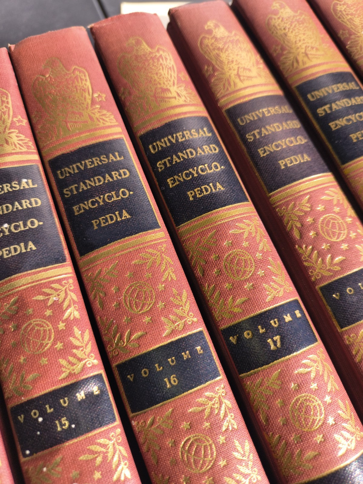 Universal Standard Encyclopedia 1955-1969 Hardcover Deluxe Edition w/ Document