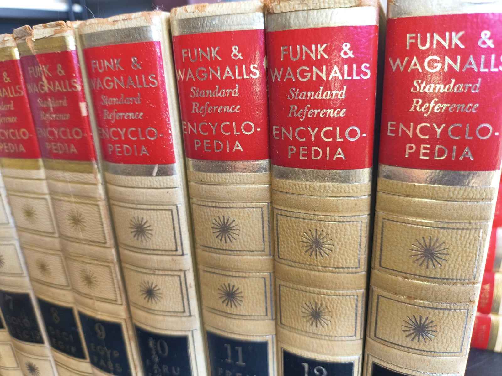 Vintage Complete Funk & Wagnalls Standard Reference Encyclopedia 1960