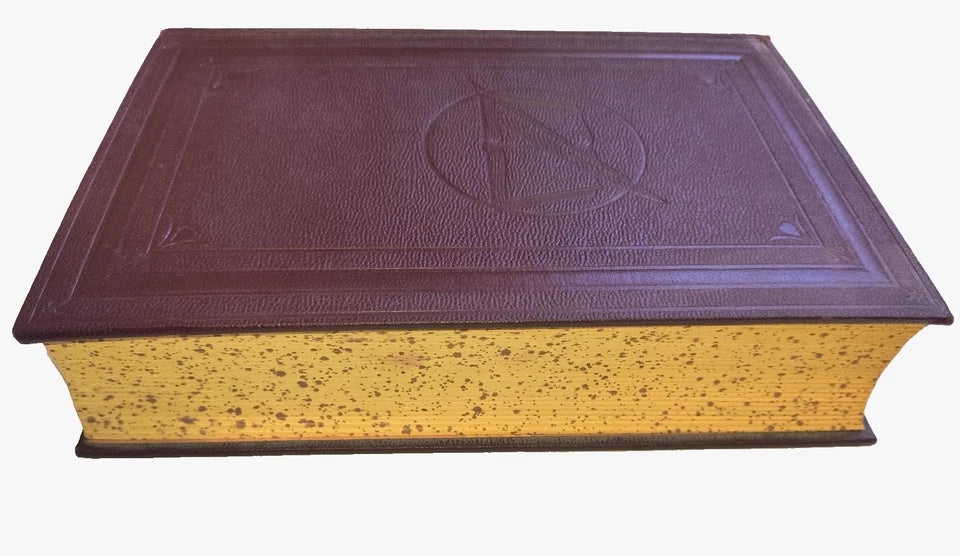 The New Dictionary of Thoughts - Decorative Vintage Hardcover